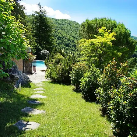 Le Colombier Saint-veran * La Roque-Sainte-Marguerite